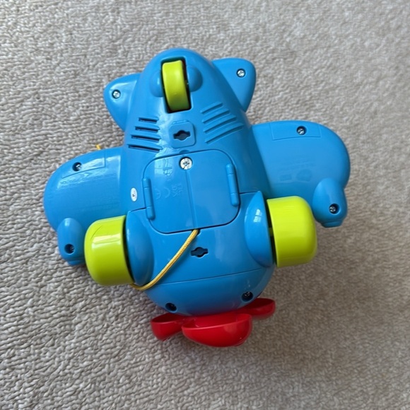 VTech Soar and Discover Airplane - Picture 5 of 6